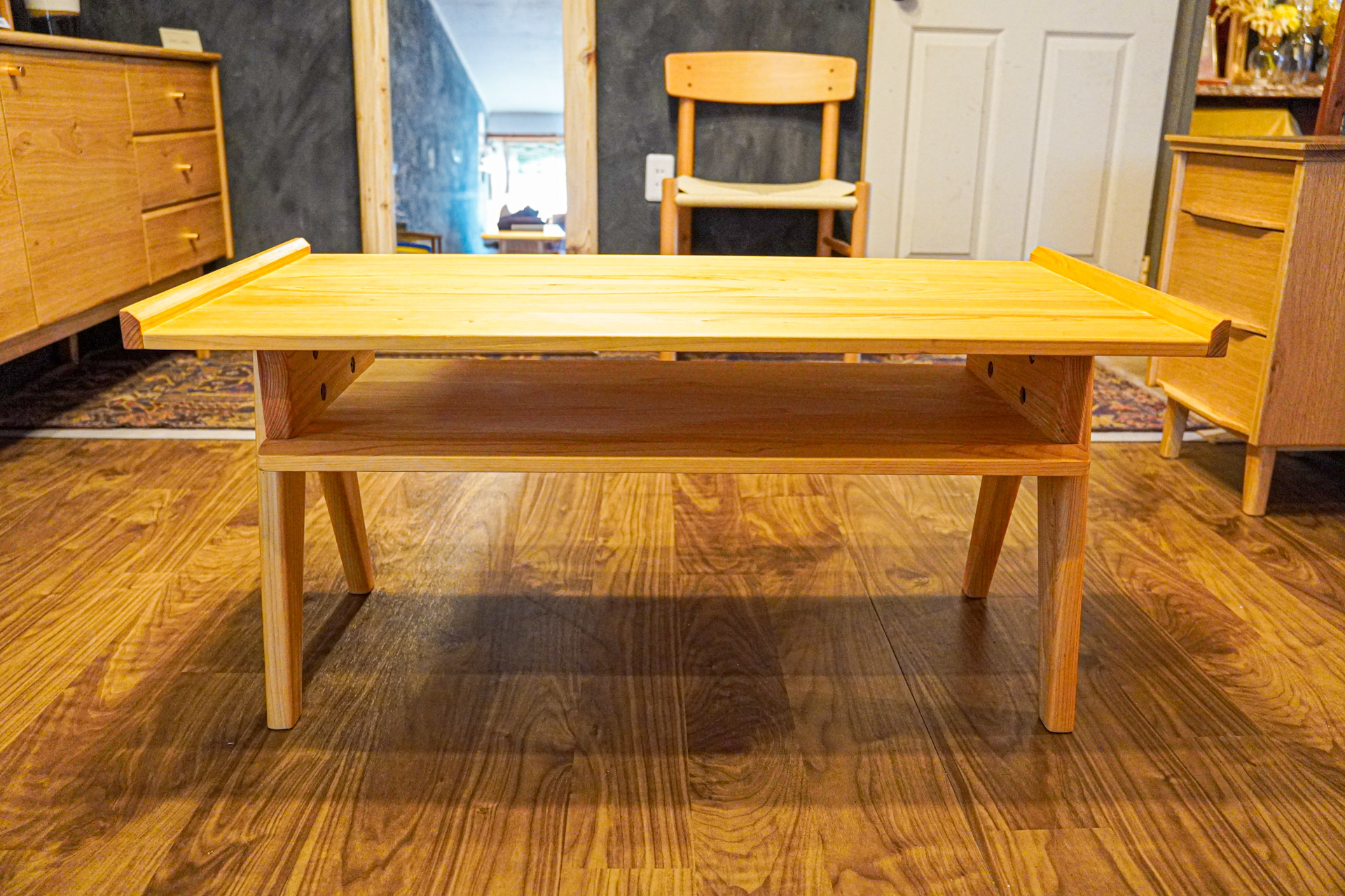 A-PLANのコーヒーテーブル